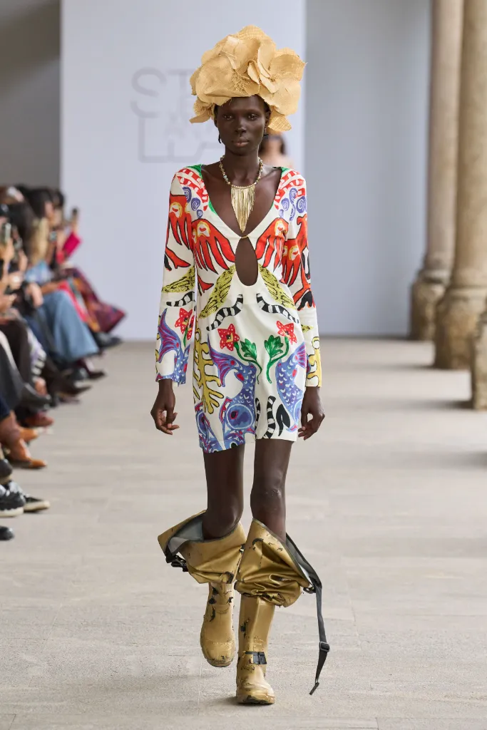 顽石频道 AIGC 生成图片 01